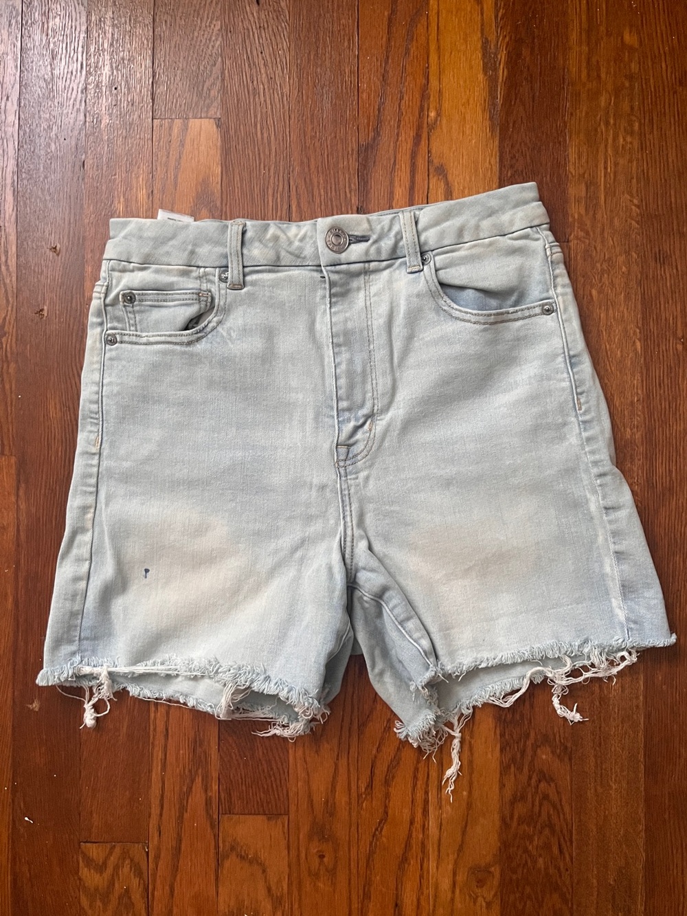 Light Wash Denim Frayed Hem Women's Shorts